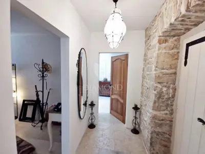 Kuća 174 m², Labin okolica, bazen i okućnica 1.947 m² - 9