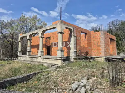 Haus 172 m², Šilo Umgebung - Baugenehmigung