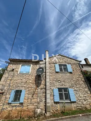 House 110 m², Kanfanar - quiet location and land 490 m² - 2