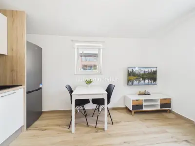 Kuća 24 m², Pula - Vidikovac, namještena - 3