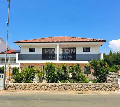 Malinska, dvojna kuća 500 m od mora - 1