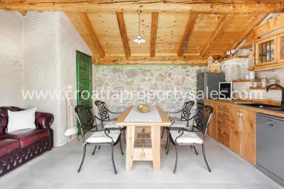 Stone house, Hvar Island, terrace 70 m² and jacuzzi - 2