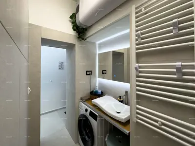 Wohnung, Pula Centar, 3. Stock und komplett renoviert - 7