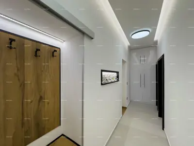 Wohnung, Pula Centar, 3. Stock und komplett renoviert - 9