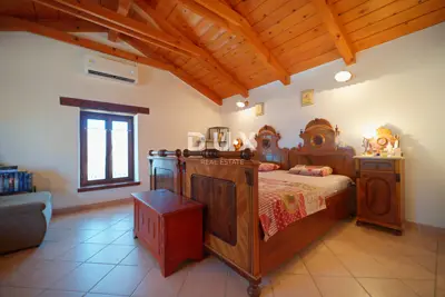 House 124 m², Vrsar - renovated stone villa - 19