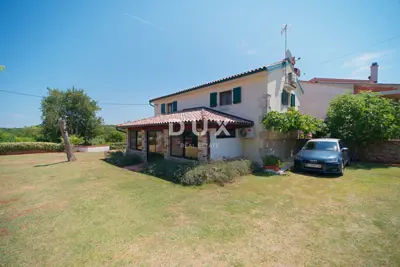 Kuća 124 m², Vrsar - renovirana kamena vila - 22