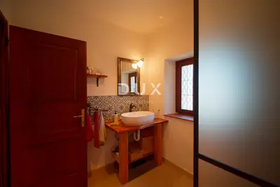 House 124 m², Vrsar - renovated stone villa - 15