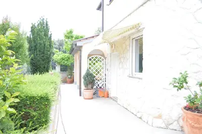 House 360 m², Banjole - 3 apartments and a 2-storey apartment - 4
