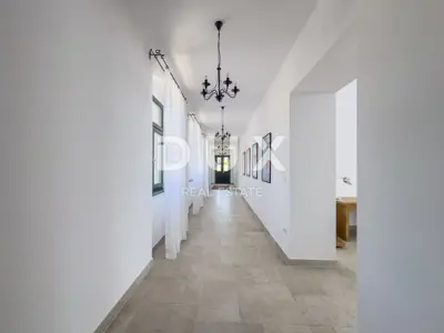 Villa 282 m², Umgebung von Poreč - historischer Charme im Herzen Istriens - 15