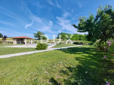 Villa 282 m², Umgebung von Poreč - historischer Charme im Herzen Istriens - 8