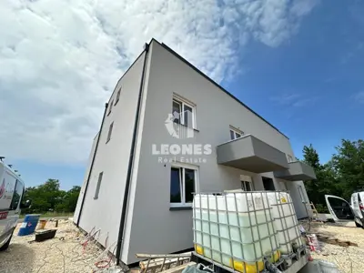 Penthouse 144 m², Poreč - mirno okruženje i velika terasa - 2