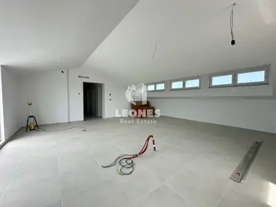 Penthouse 144 m², Poreč - mirno okruženje i velika terasa - 5