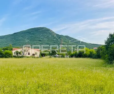 Baugrundstück 1.760 m², Konjsko - ruhige Lage