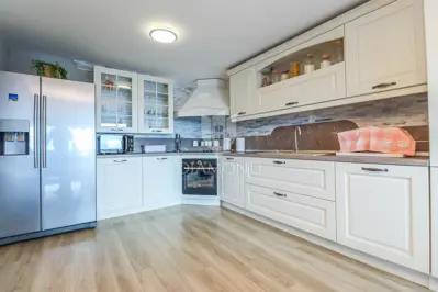 Luxuswohnung mit Terrasse und atemberaubendem Meerblick - 15