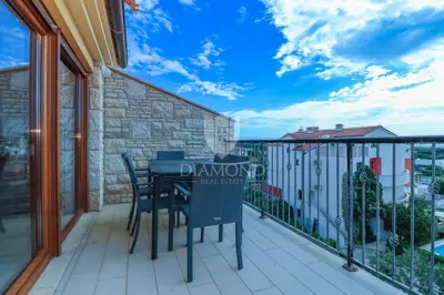 Luxuswohnung mit Terrasse und atemberaubendem Meerblick - 17