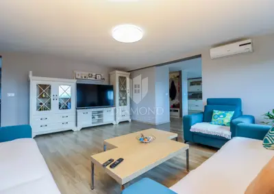 Luxuswohnung mit Terrasse und atemberaubendem Meerblick - 14