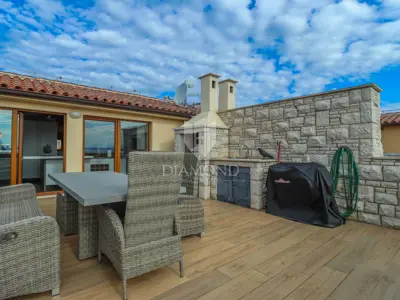 Luxuswohnung mit Terrasse und atemberaubendem Meerblick - 13