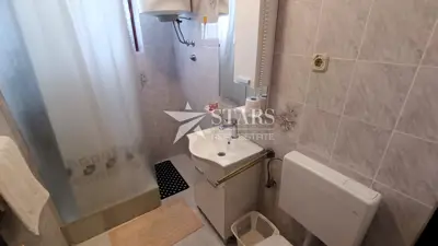 Kuća 376 m², Malinska na Krku, 5 apartmana i pogled na more - 14