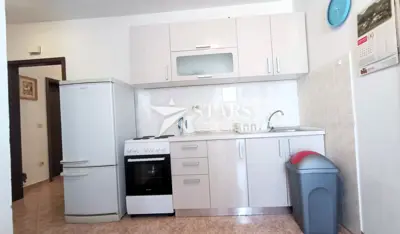 Kuća 376 m², Malinska na Krku, 5 apartmana i pogled na more - 10