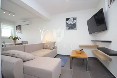 Apartment for rent in Kršan, 36 m² - 2