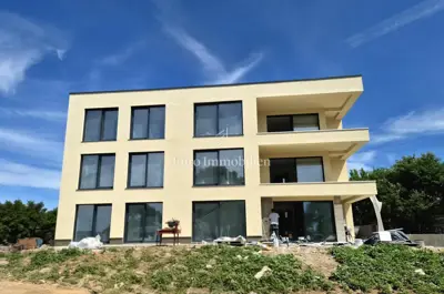 Apartment for sale in Vodice, 101,8 m²