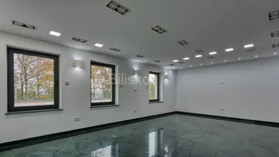 Kuća 444 m², Gornji grad, blizu centra i zelenila - 3