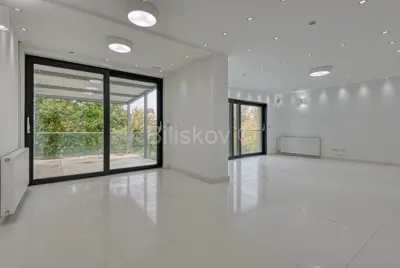 Kuća 444 m², Gornji grad, blizu centra i zelenila - 8