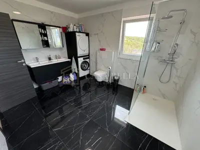 Haus 152 m², Vrbnik auf der Insel Krk, A+ Neubau - 12