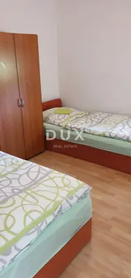 Haus 276 m², Novi Vinodolski - 400 m vom Meer - 12