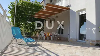 Haus 276 m², Novi Vinodolski - 400 m vom Meer