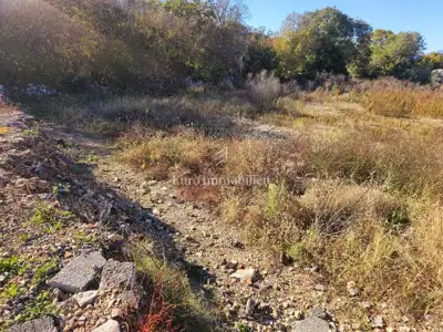 Building plot 500 m², Malinska - asphalt access road - 3
