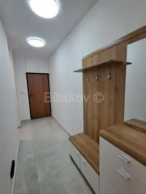Novouređen stan dugoročan najam Plokite Split - 5