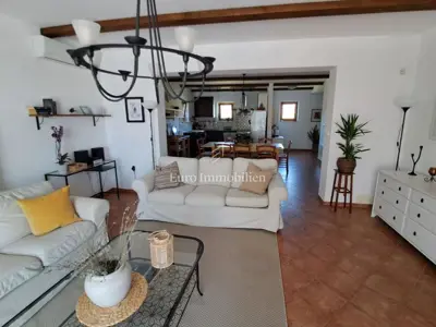 House for sale in Čabrunići, 220 m² - 10