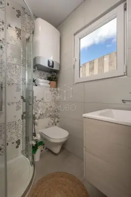Stan, Pula Centar, 2. kat i dvije spavaće sobe - 15
