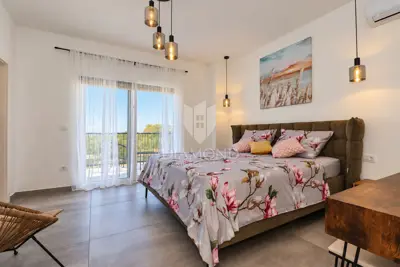 Kuća 289,8 m², Vodnjan - mirna lokacija i pogled na more - 21