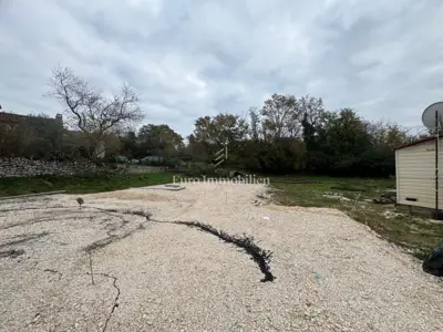Building plot 850 m², Labin - building permit