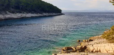 Baugrundstück 1 962 m², Vela Luka, 1. Reihe am Meer
