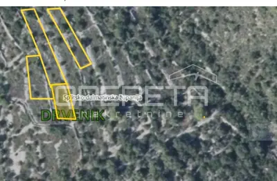 Poljoprivredno zemljište 1.613 m², Drvenik Veliki, pogled na more - 2