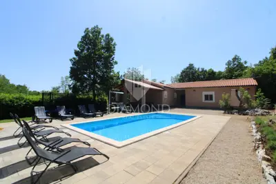 House for sale in Labin, 181 m² - 21