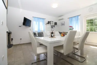 Haus zum Kauf in Labin, 181 m² - 13
