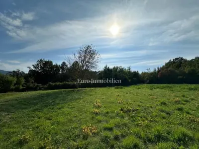 Land 1,354 m², Kršan - building part and access road - 3