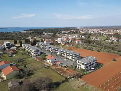Stan u Štinjanu, 1. kat, lođa i parkirno mjesto