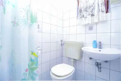 Umag, surroundings, stone house 145 m² in a quiet location - 12