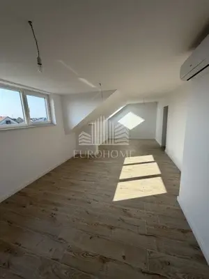 4-soban stan 90 m², lođa, 2 kupaonice, 2PM