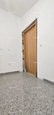 Pula – Busoler, Four-room apartment in shell and core phase - 10