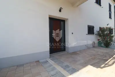 House 189 m², Funtana - 4 bedrooms, 4 bathrooms