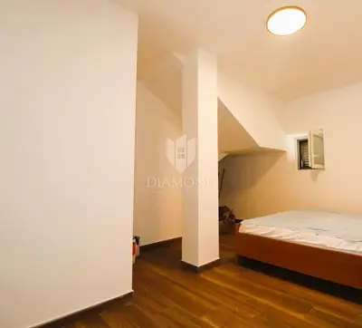 Haus 189 m², Funtana - 4 Schlafzimmer, 4 Badezimmer - 19