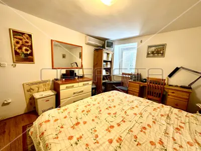 Haus mit drei Apartments im Zentrum von Betina mit großer Terrasse - 7