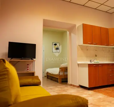Stan 40 m², Rijeka Centar - adaptiran i namješten - 3