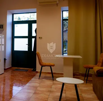 Stan 40 m², Rijeka Centar - adaptiran i namješten - 6